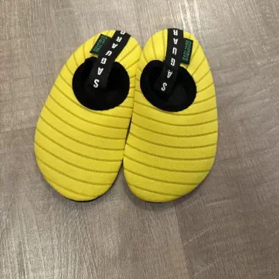 Aquagym Badeschuhe Gr. 22 gelb