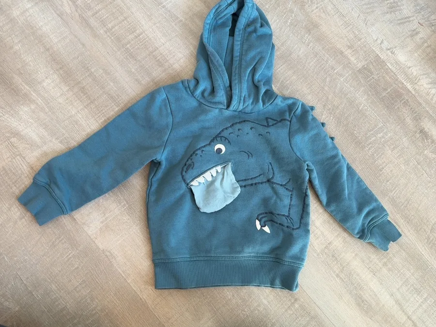 Oberteil-Paket Junge · Gr. 98/104 – Teil 2