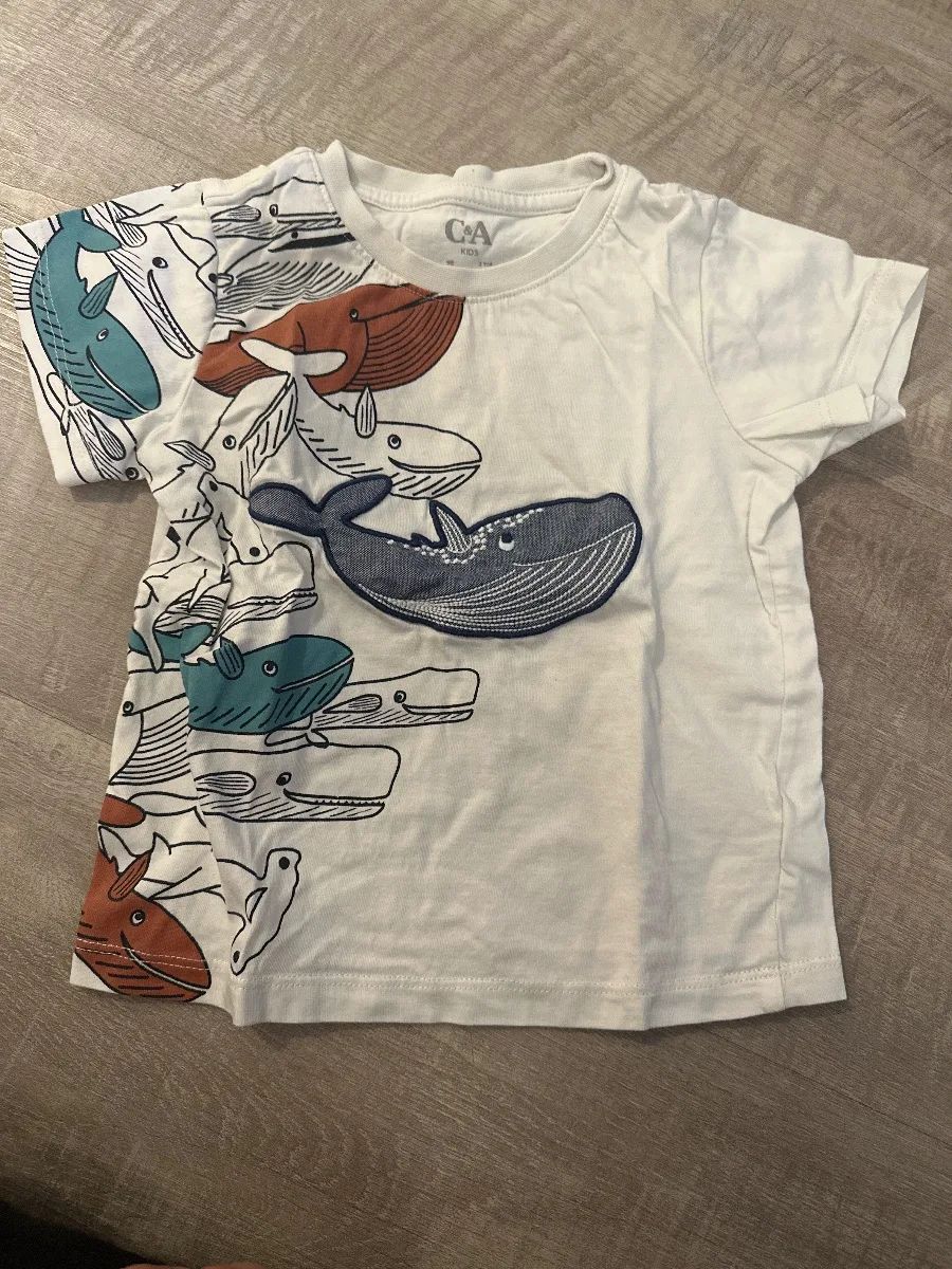 C&A T-Shirt Gr. 98 weiß mit Wal-Motiv