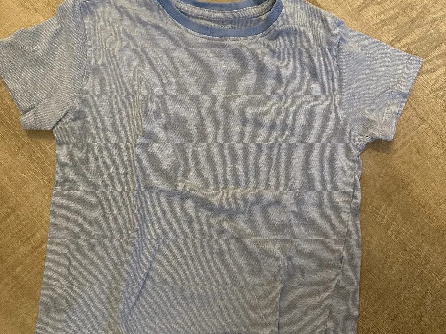 Primark T-Shirt Gr. 104 hellblau – Foto 1