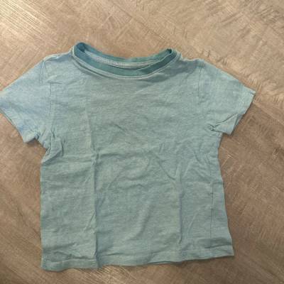 T-Shirt Gr. 98 hellblau