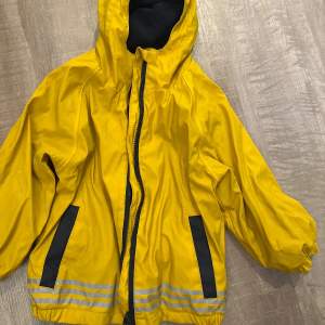 Seasons Regenjacke Gr. 98 gelb mit Kapuze