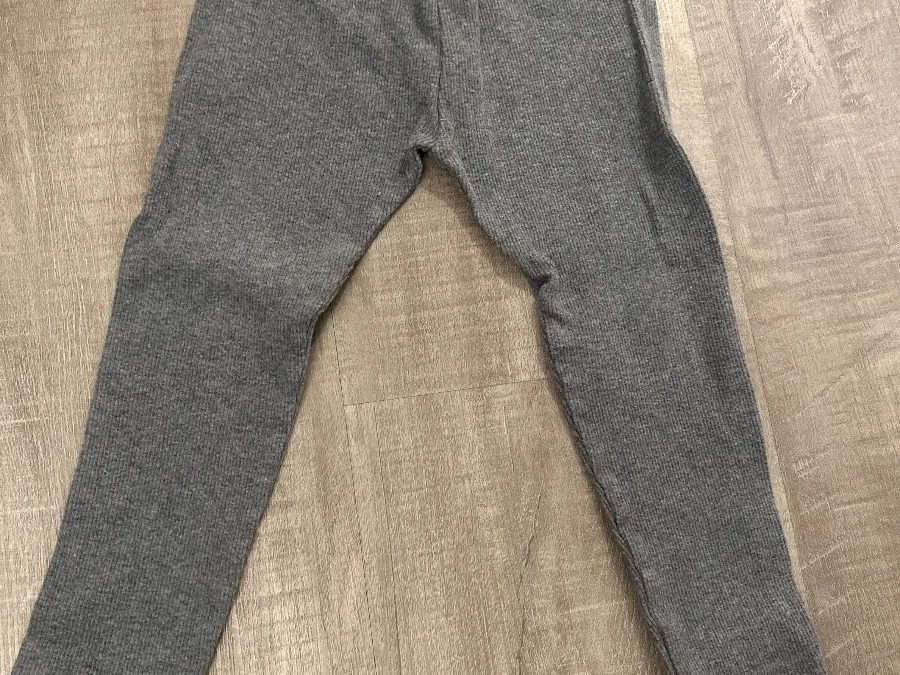 UNIQLO Baby Leggings Gr. 98 grau gerippt – Foto 1